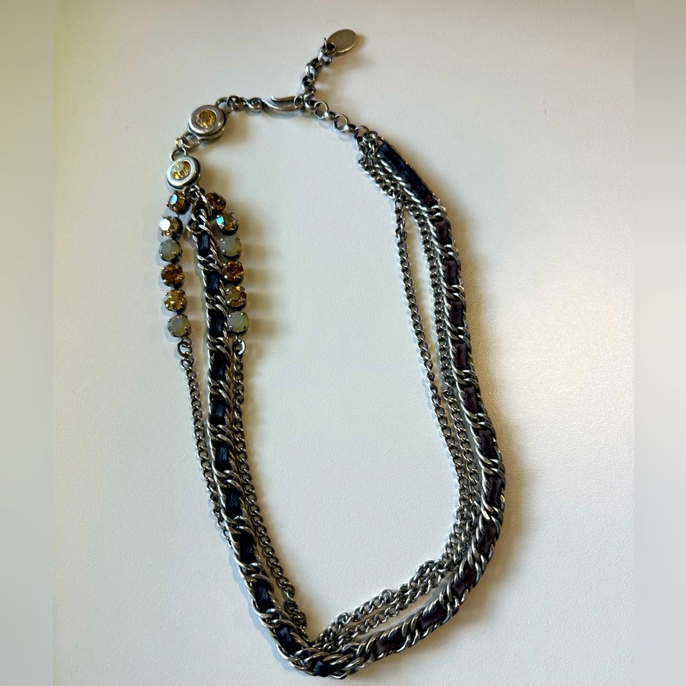 La Hola Silver Necklace with Leather and Swarovski crystal detail